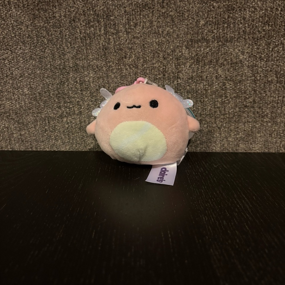 Archie Axolotl Squishmallow Clip